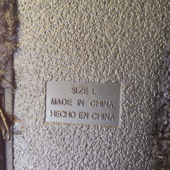 Vibrating Massage Fuzzy Bootie Slippers Lg - Picture 5 of 10